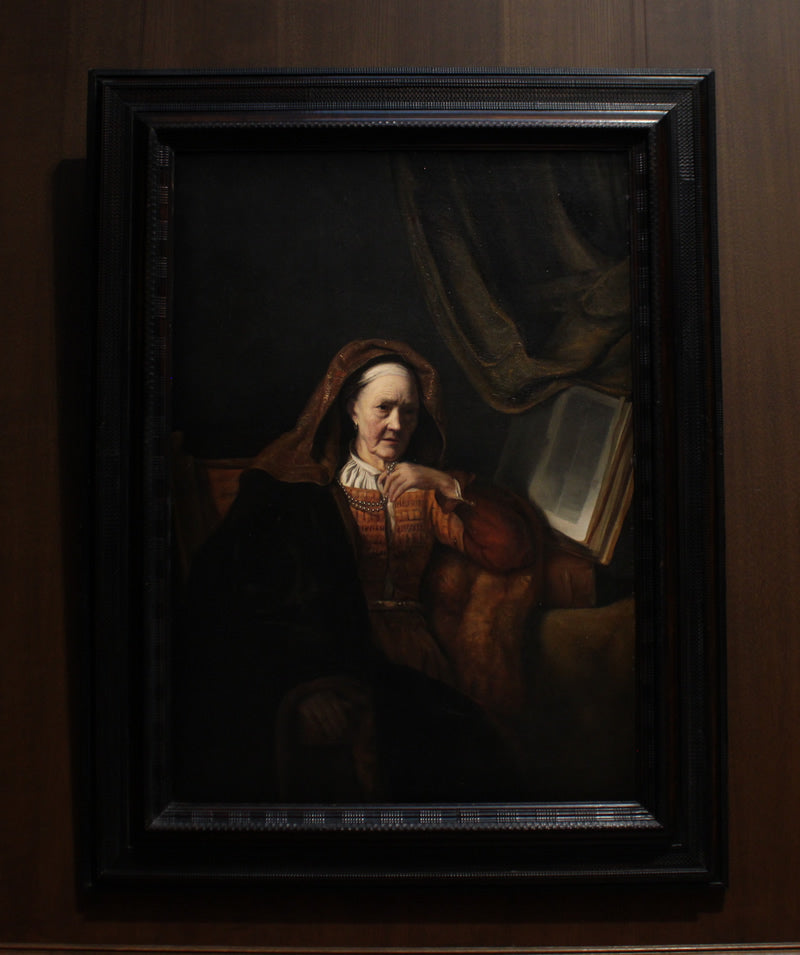 Woman with a Pearl Necklace